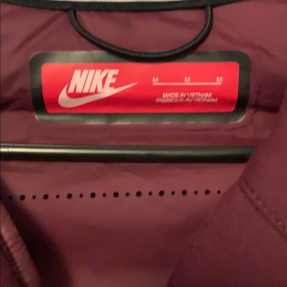 Nike Jacket - Picture 2 of 6